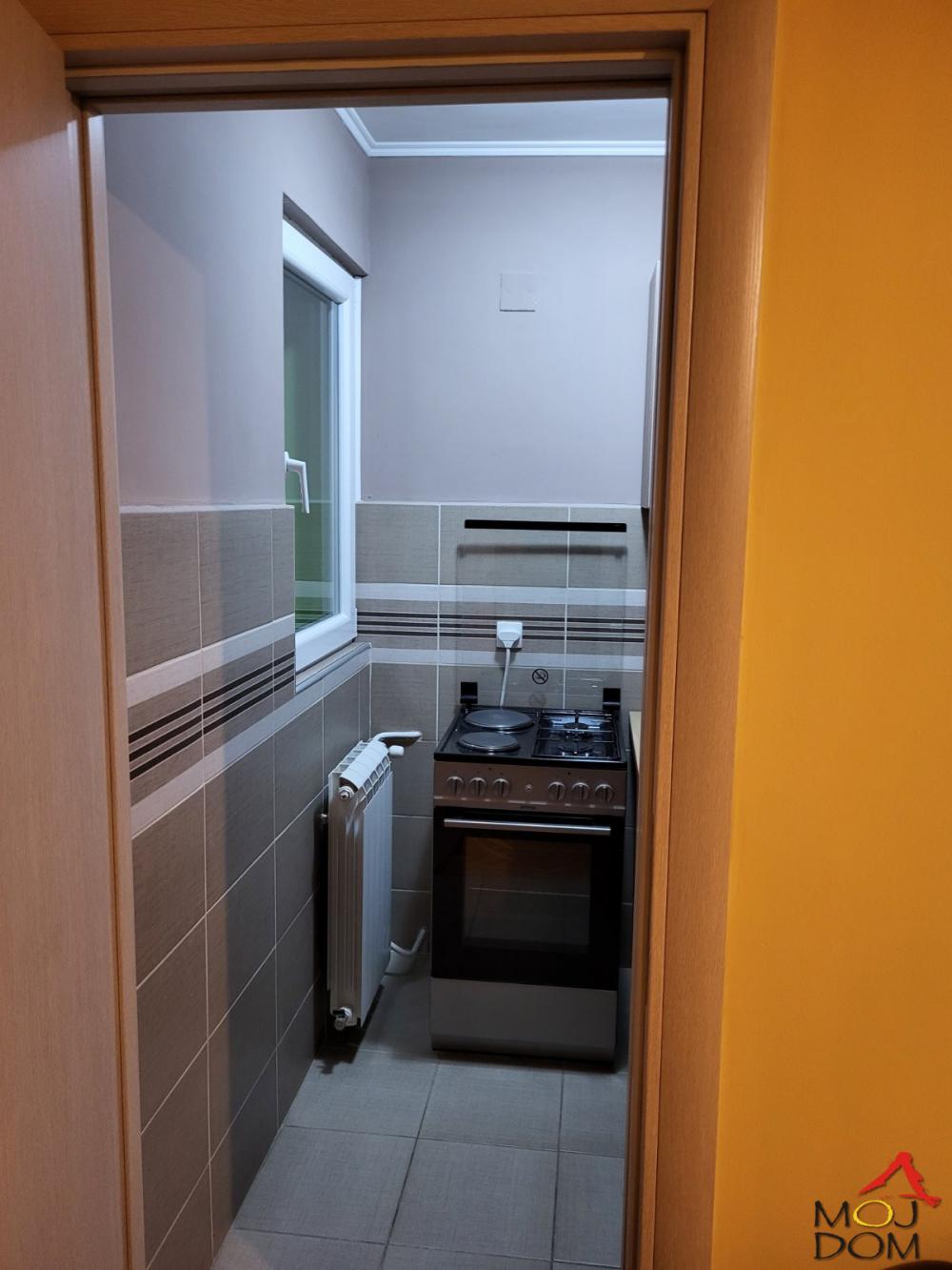 Slika 9 - Stan,NOVI SAD,BULEVAR,kv: 29, € 95790, ID: 1031845