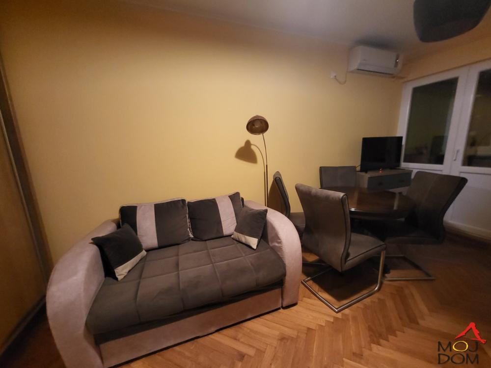 Slika 3 - Stan,NOVI SAD,BULEVAR,kv: 29, € 95790, ID: 1031845