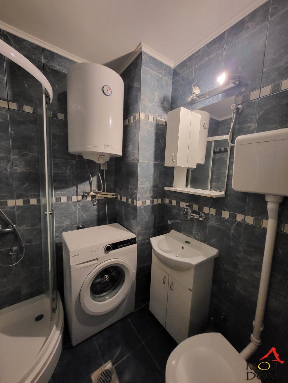 Slika 6 - Stan,NOVI SAD,BULEVAR,kv: 29, € 95790, ID: 1031845