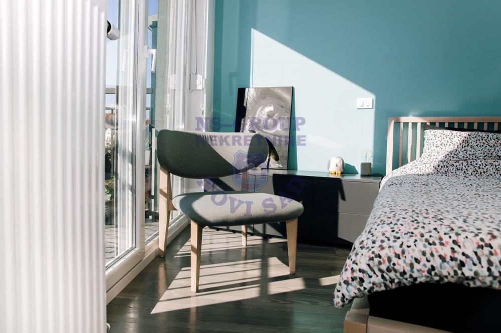 Slika 5 - Trosoban, 63m2, Podbara Novi Sad, sa terasom, ima lift