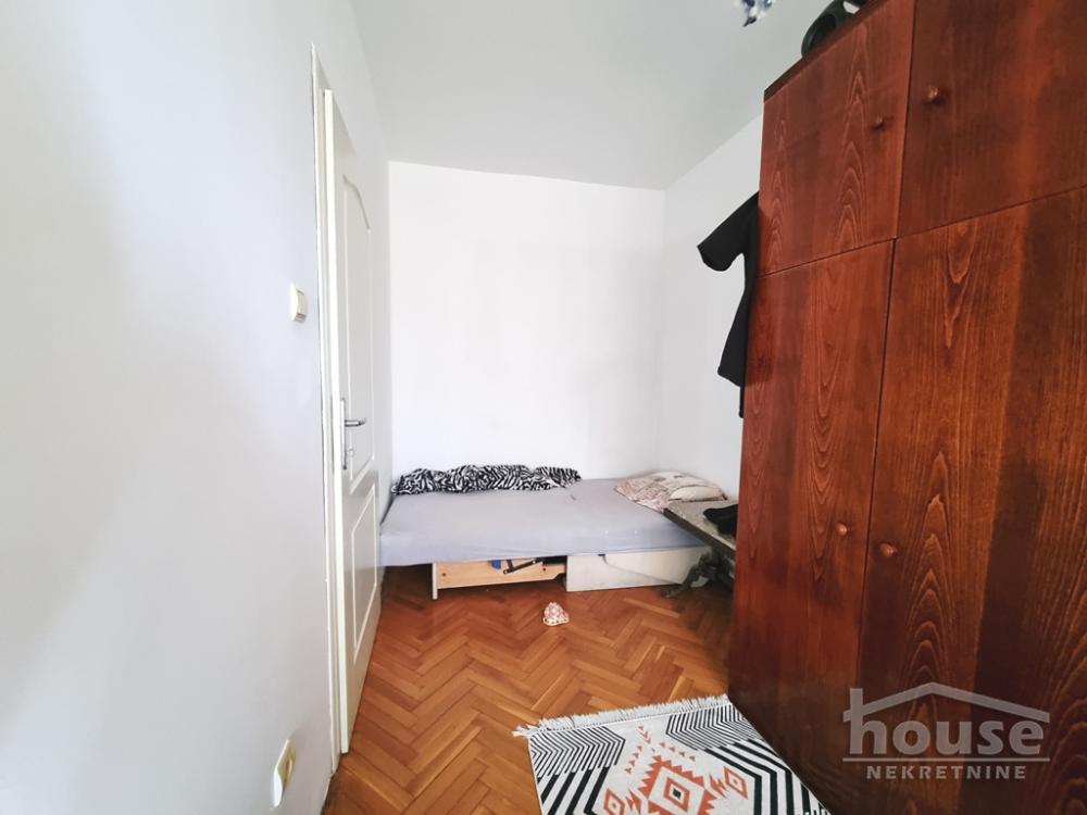 Slika 8 - Stan,NOVI SAD,BULEVAR,kv: 50.00, € 144800, ID: 1065396