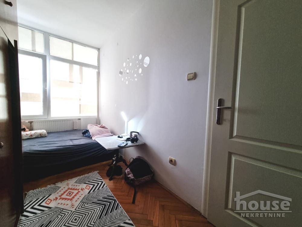 Slika 7 - Stan,NOVI SAD,BULEVAR,kv: 50.00, € 144800, ID: 1065396