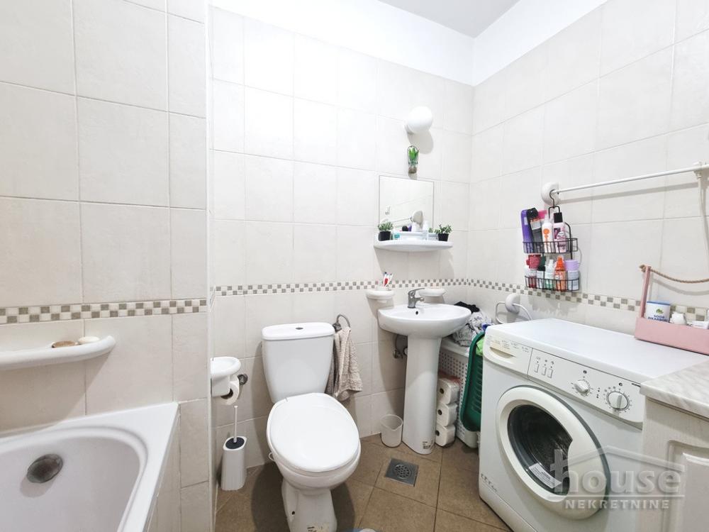 Slika 4 - Stan,NOVI SAD,BULEVAR,kv: 50.00, € 144800, ID: 1065396