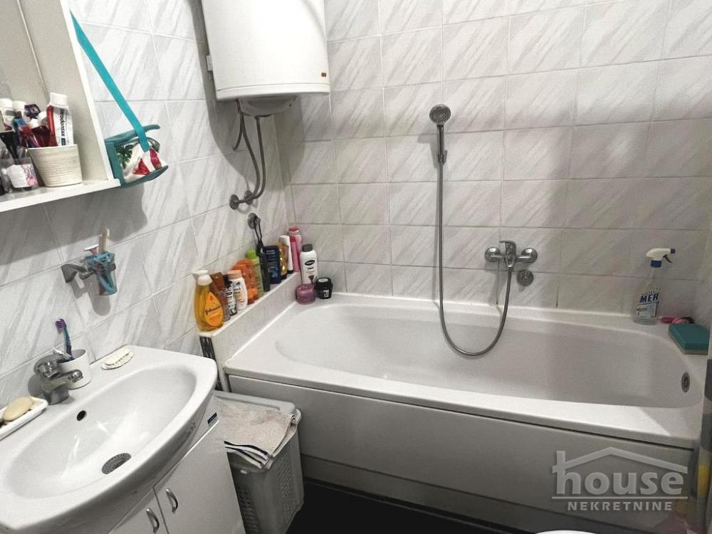 Slika 4 - Stan,NOVI SAD,CENTAR,kv: 49.00, € 150000, ID: 1065402