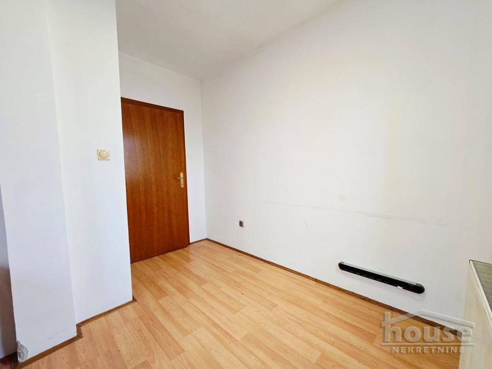 Slika 9 - Stan,NOVI SAD,CENTAR,kv: 43.00, € 105000, ID: 1065433