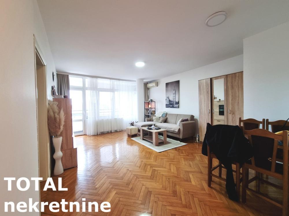 Glavna slika -Stan,NOVI SAD,BULEVAR,kv: 50.00, € 144800, ID: 1102244