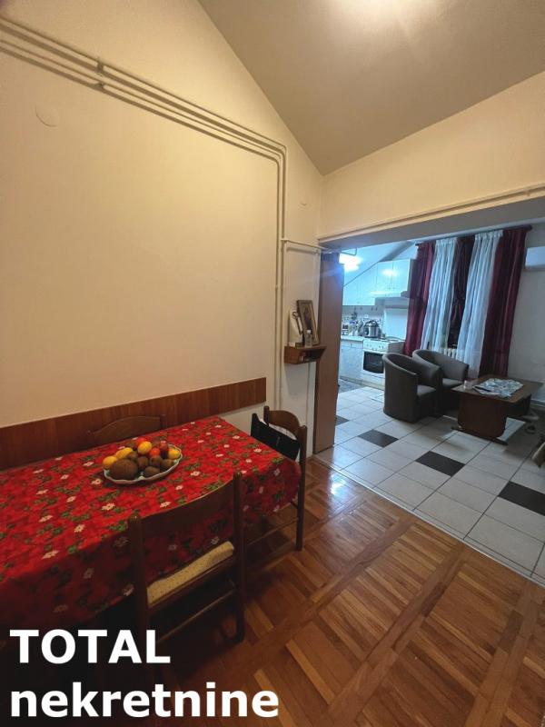 Slika 5 - Stan,NOVI SAD,CENTAR,kv: 49.00, € 150000, ID: 1102250