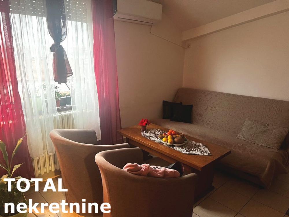 Slika 1 - Stan,NOVI SAD,CENTAR,kv: 49.00, € 150000, ID: 1102250