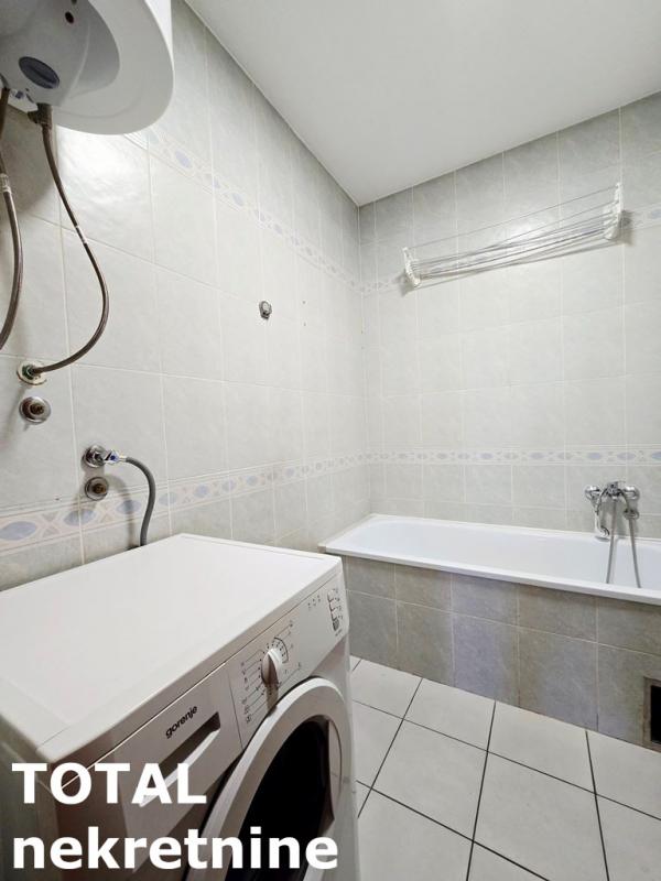 Slika 11 - Stan,NOVI SAD,CENTAR,kv: 43.00, € 105000, ID: 1102281