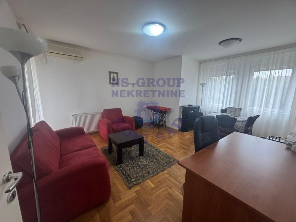 Glavna slika -Prodaja stana, Sajmište Novi Sad