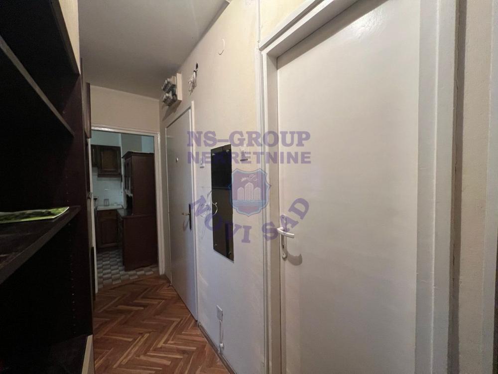 Slika 3 - Dvosoban, 47m2, Grbavica Novi Sad, sa terasom