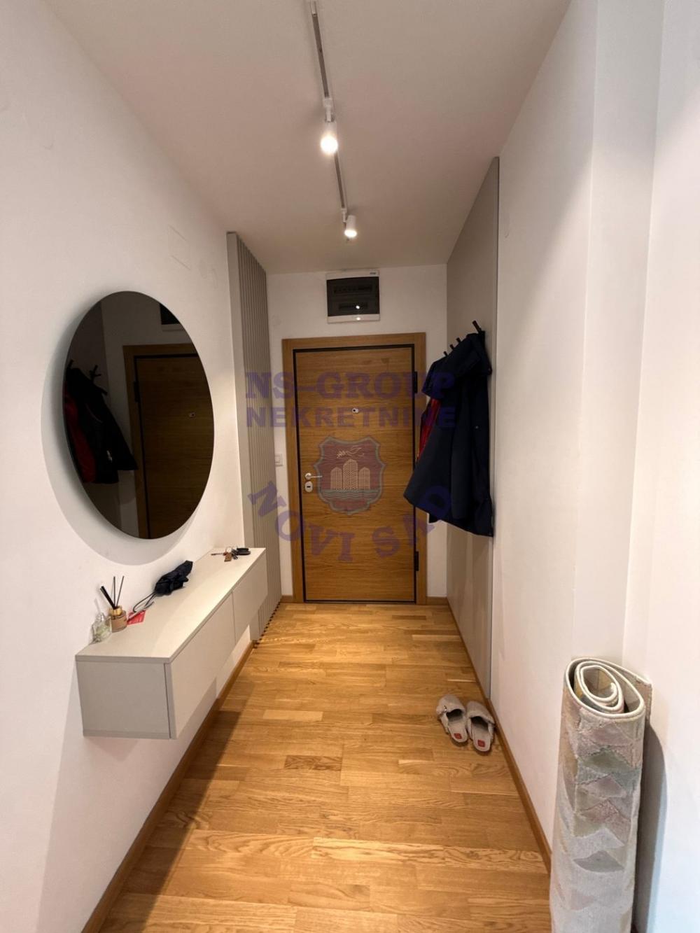 Slika 4 - Trosoban, 85m2, Bulevar patrijarha Pavla (Somborski bulevar) Novi Sad