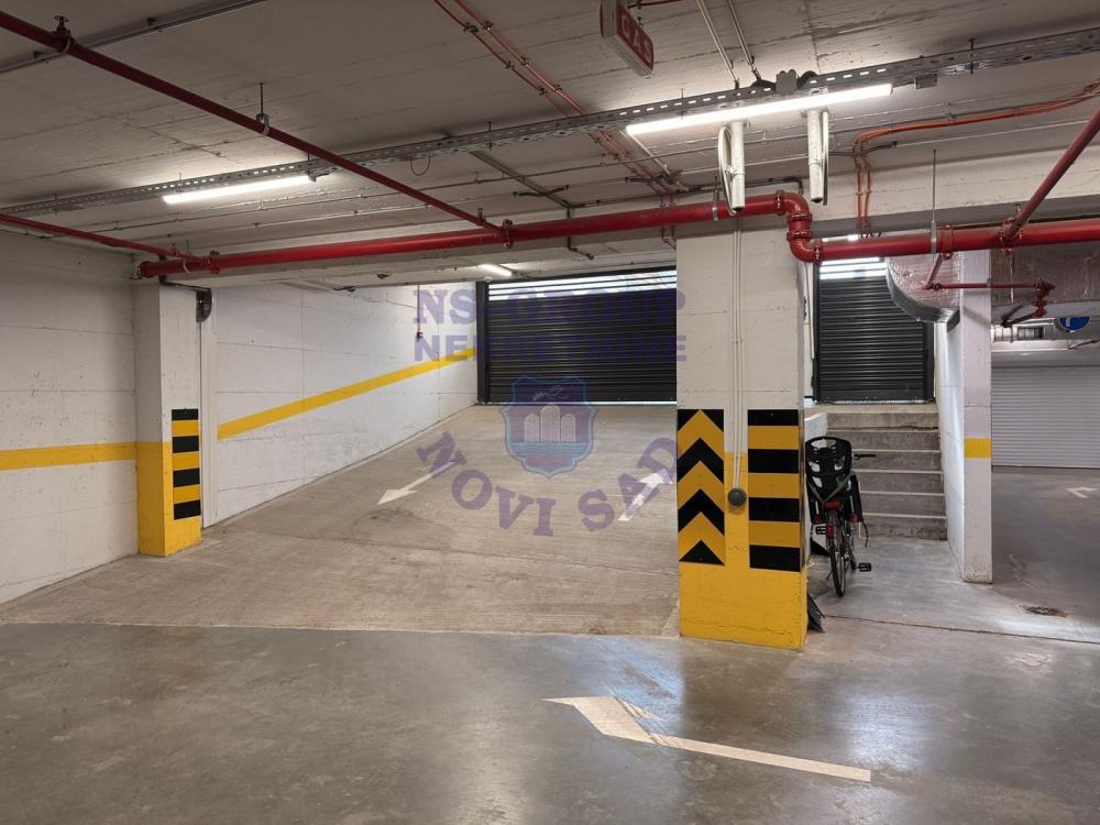 Slika 1 - Trosoban, 85m2, Bulevar patrijarha Pavla (Somborski bulevar) Novi Sad