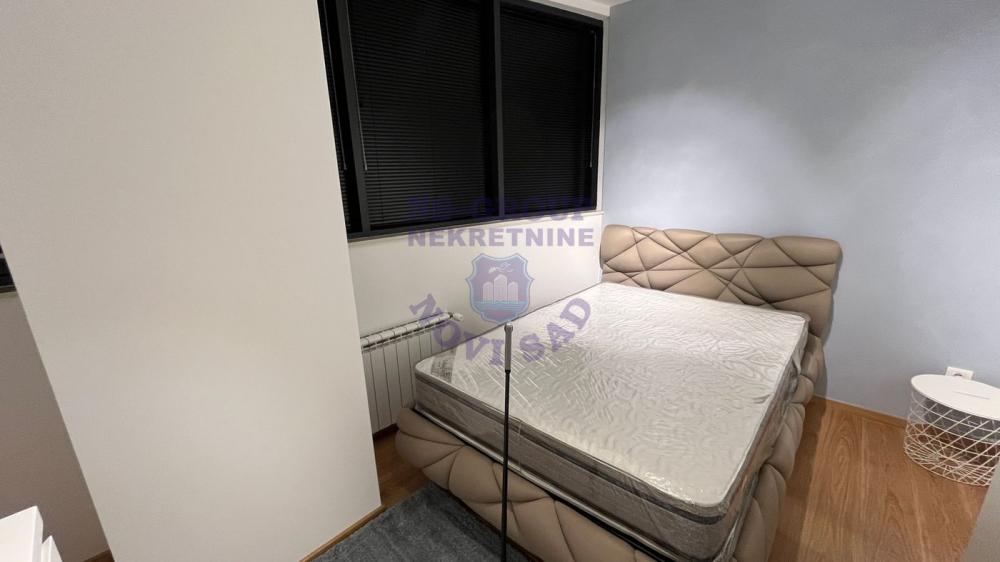 Slika 1 - Odlican dvosoban stan u Novom Sadu