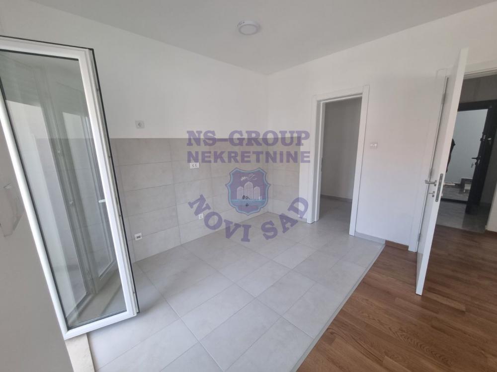 Slika 3 - Odlican dvosoban stan u Novom Sadu