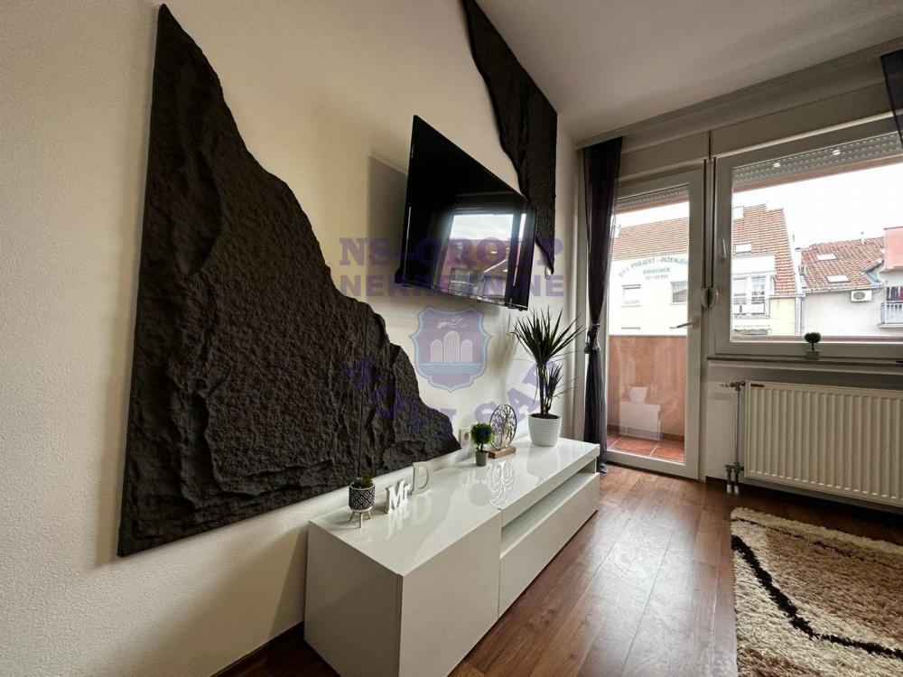 Slika 7 - Prodaja stana, 24m2, Nova Detelinara Novi Sad, sa terasom, ima lift