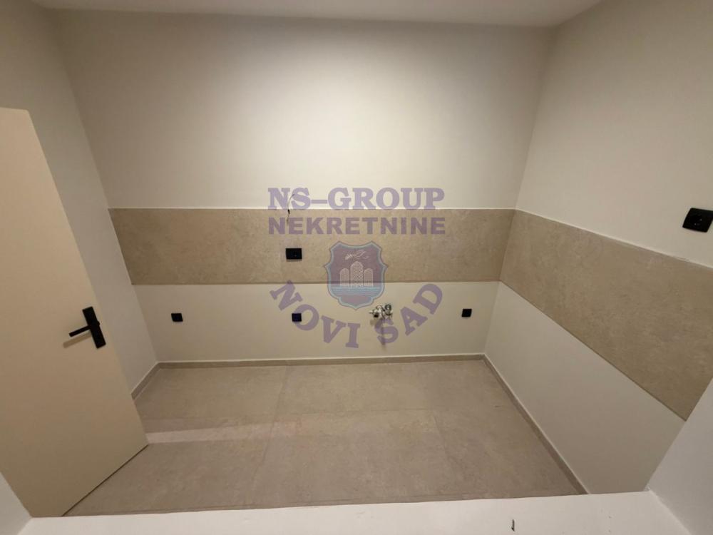 Slika 2 - Odlican dvosoban stan u Novom Sadu