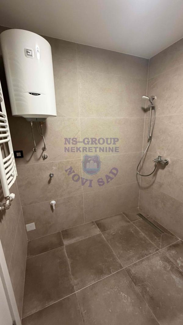 Slika 1 - Dvosoban, 44m2, Telep Novi Sad, sa terasom, ima lift