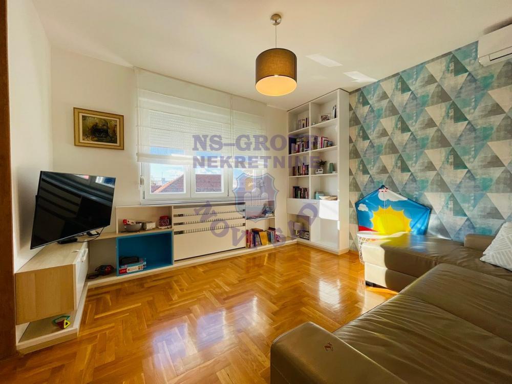 Glavna slika -Bez ulaganja , mirna lokacija