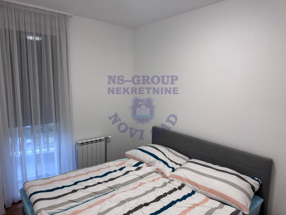 Slika 4 - Prodaja stana, Bulevar oslobođenja Novi Sad, sa terasom, ima lift