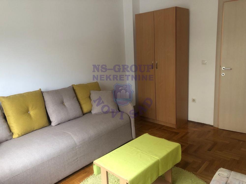 Slika 2 - Jednosoban, 25m2, Grbavica Novi Sad