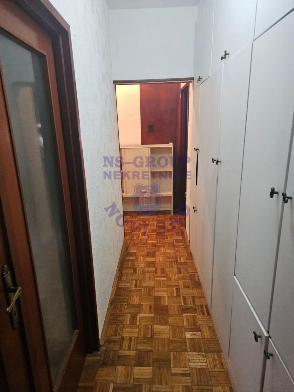 Slika 3 - Odličan, komforan trosoban stan na Novoj Detelinari!