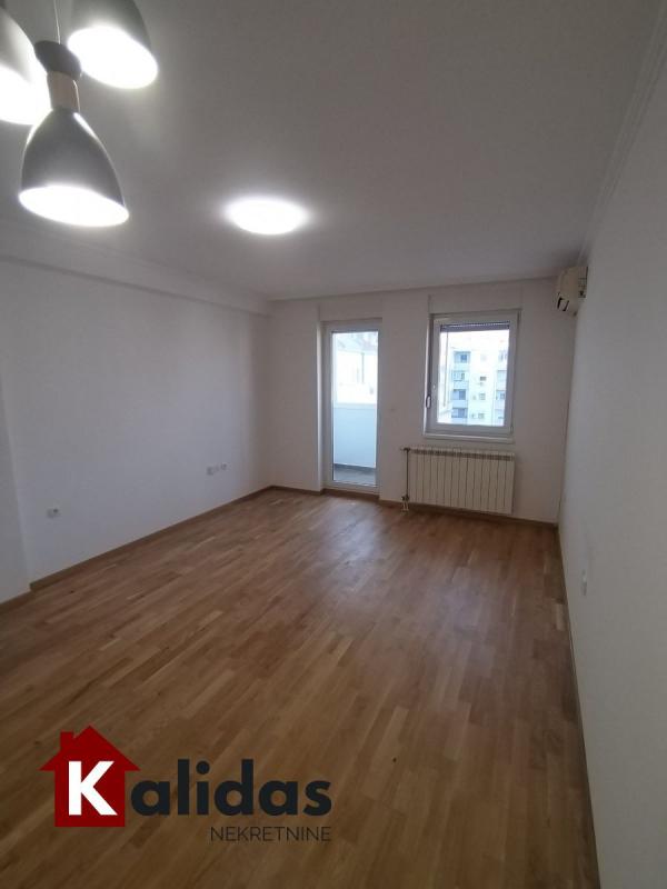 Slika 5 - Stan,NOVI SAD,NOVA DETELINARA,kv: 51, € 133900, ID: 1008577