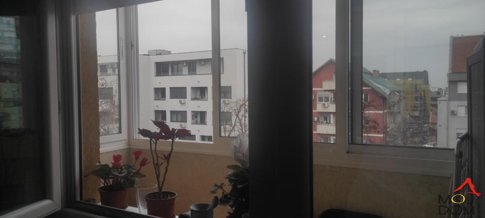 Slika 5 - Stan,NOVI SAD,BULEVAR EVROPE,kv: 47, € 146200, ID: 1031847