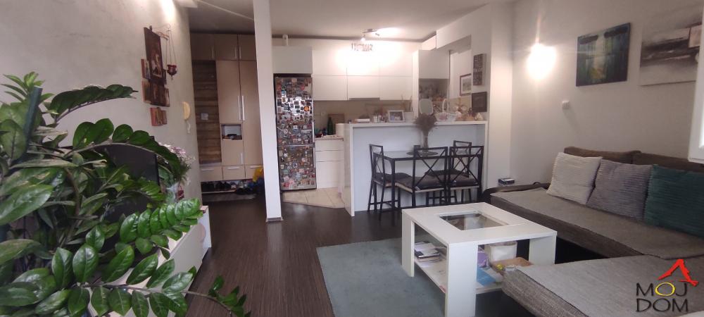 Slika 3 - Stan,NOVI SAD,BULEVAR EVROPE,kv: 47, € 146200, ID: 1031847