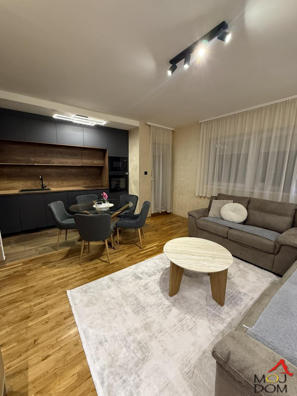 Slika 1 - Stan,NOVI SAD,ADICE,kv: 74, € 176200, ID: 1031851