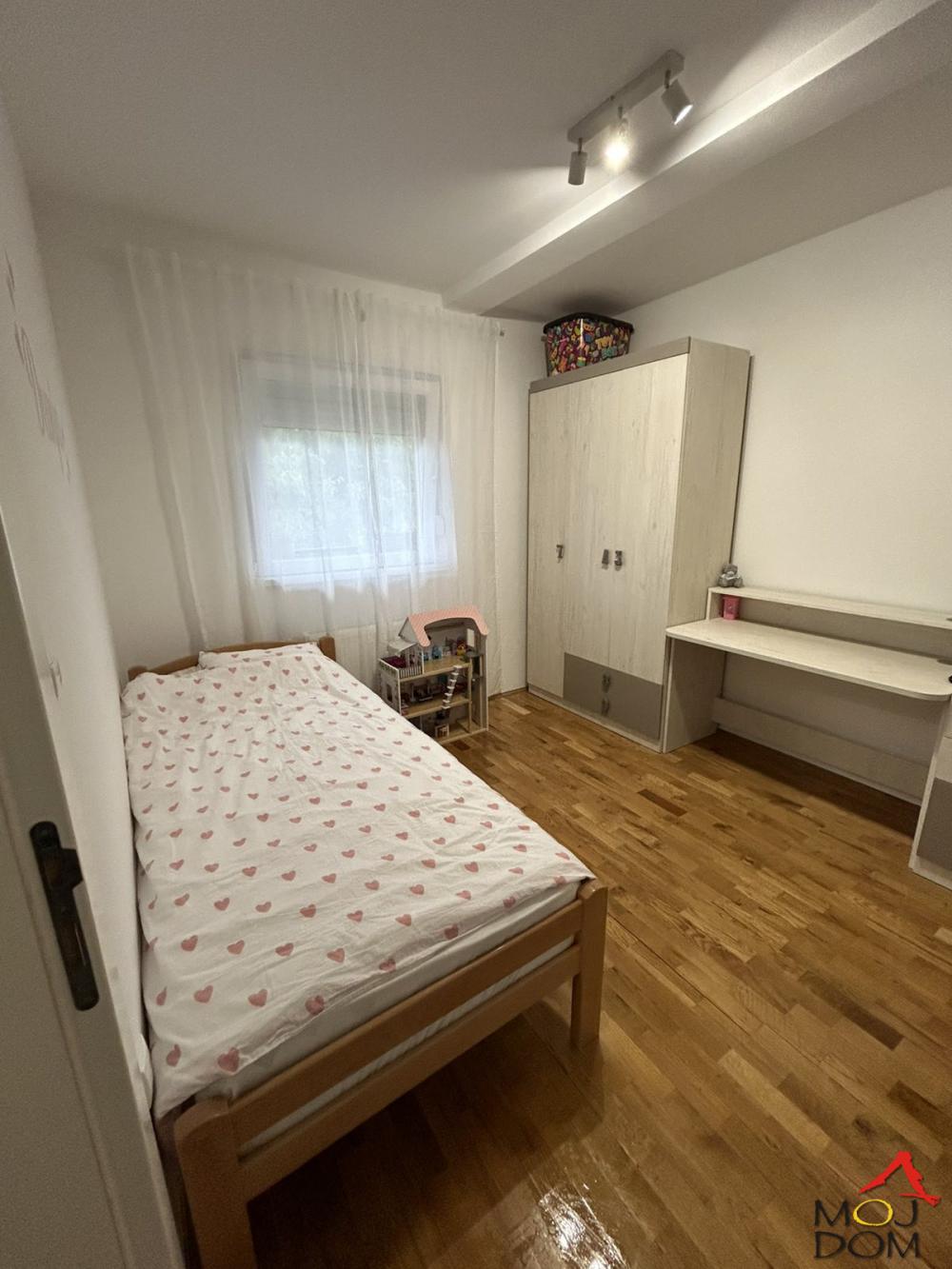 Slika 6 - Stan,NOVI SAD,ADICE,kv: 74, € 176200, ID: 1031851