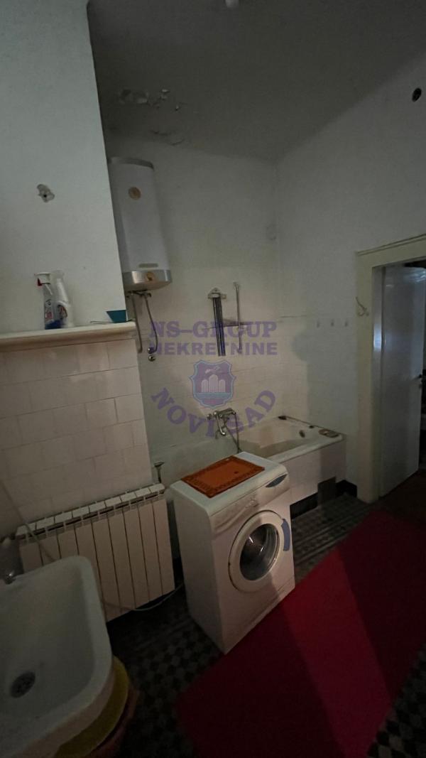 Slika 8 - Četvorosoban, 117m2, Bulevar oslobođenja Novi Sad, sa terasom