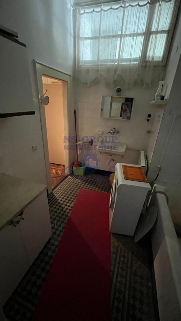 Slika 9 - Četvorosoban, 117m2, Bulevar oslobođenja Novi Sad, sa terasom