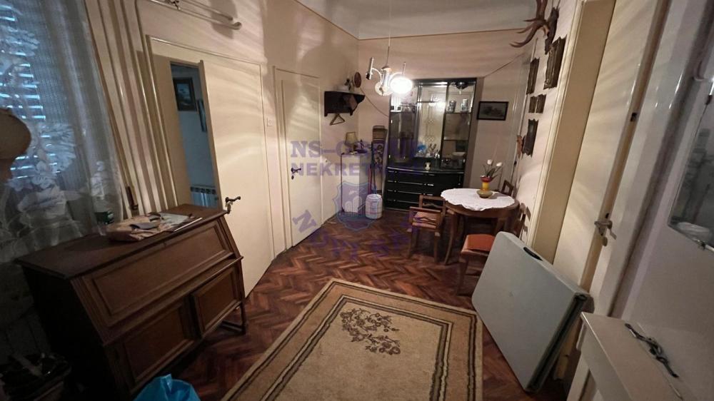 Slika 5 - Četvorosoban, 117m2, Bulevar oslobođenja Novi Sad, sa terasom