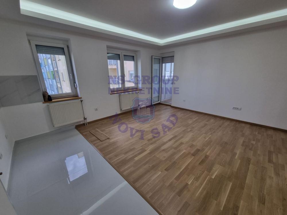 Slika 1 - Prodaja stana, 49m2, Grbavica Novi Sad, sa terasom, ima lift