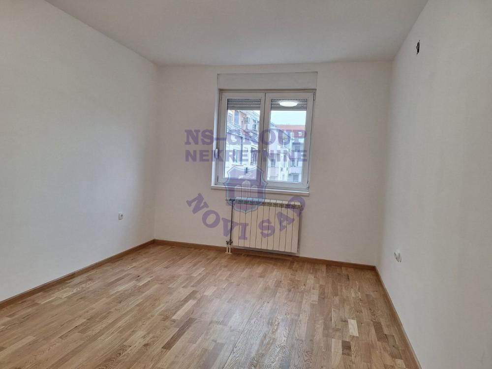 Slika 5 - Dvosoban, 51m2, Nova Detelinara Novi Sad, sa terasom, ima lift