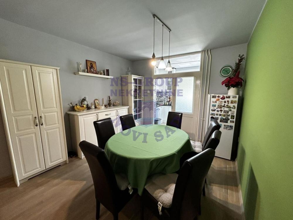 Slika 2 - Trosoban stan na Novom Naselju 75m2