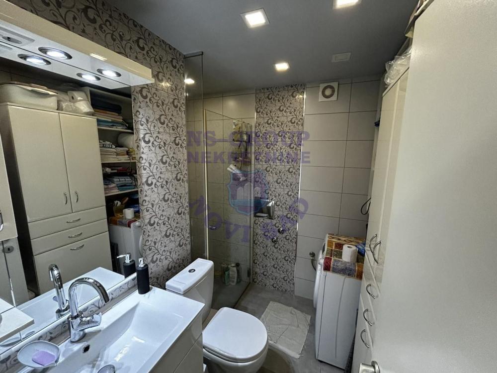 Slika 7 - Trosoban stan na Novom Naselju 75m2