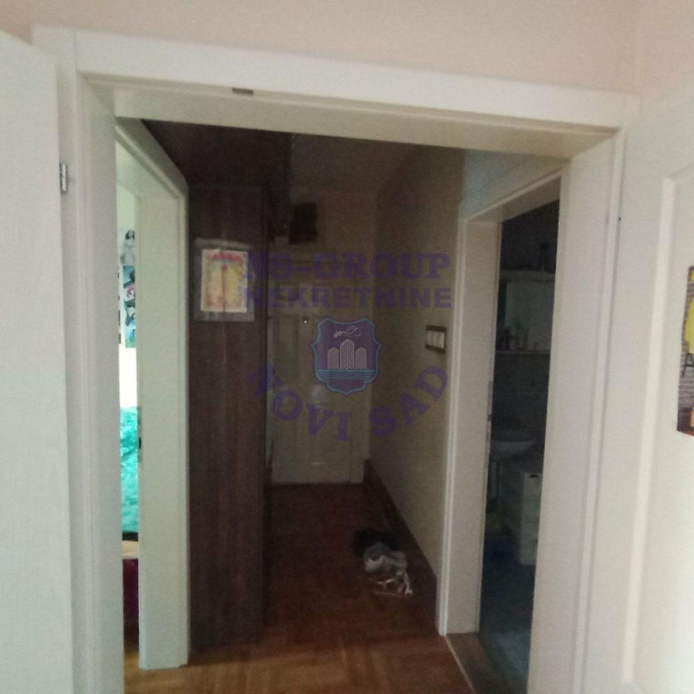 Slika 4 - Prodaja stana, 47m2, Nova Detelinara Novi Sad, sa terasom, ima lift