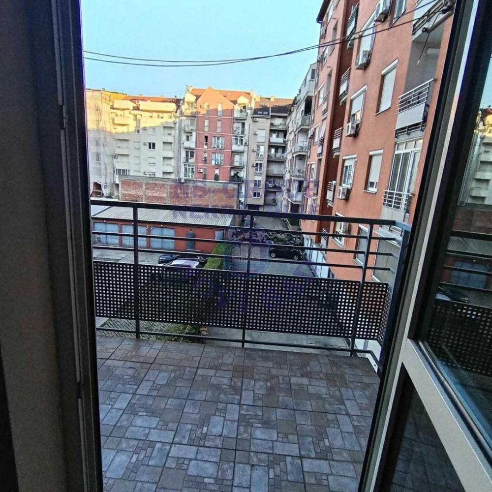 Slika 5 - Prodaja stana, 47m2, Nova Detelinara Novi Sad, sa terasom, ima lift