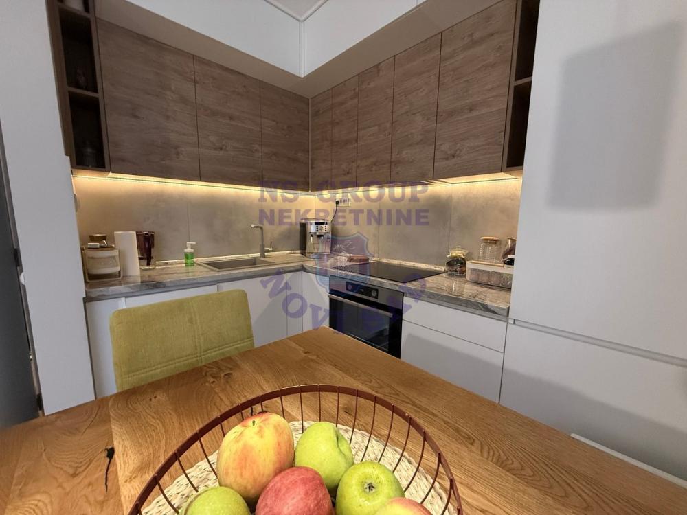 Slika 8 - Dvoiposoban, 51m2, Adice Novi Sad, sa terasom