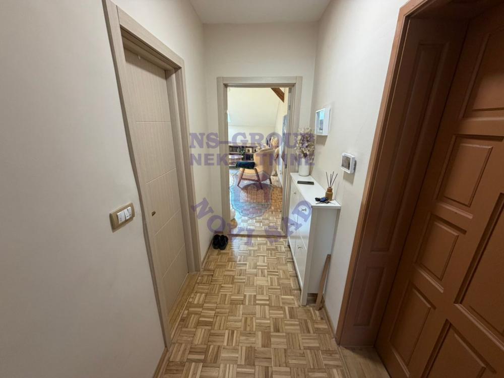 Slika 8 - Odlican dvosoban stan u Centru!