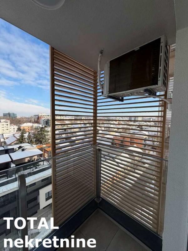 Slika 11 - Stan,NOVI SAD,BULEVAR EVROPE,kv: 43.00, € 189000, ID: 1102053