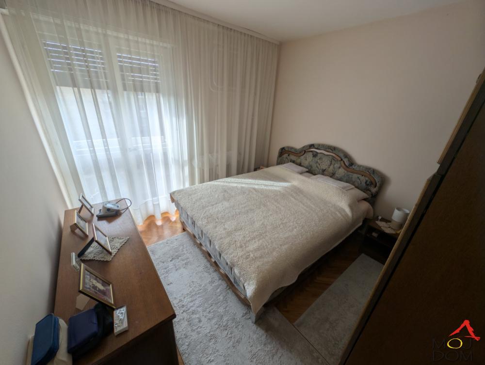 Slika 2 - Stan,NOVI SAD,KEJ,kv: 71, € 257500, ID: 1026677