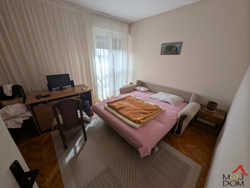 Slika 4 - Stan,NOVI SAD,KEJ,kv: 71, € 257500, ID: 1026677