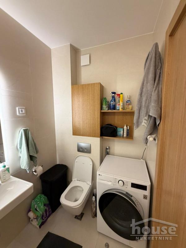 Slika 4 - Stan,NOVI SAD,BULEVAR EVROPE,kv: 43.00, € 189000, ID: 1065205