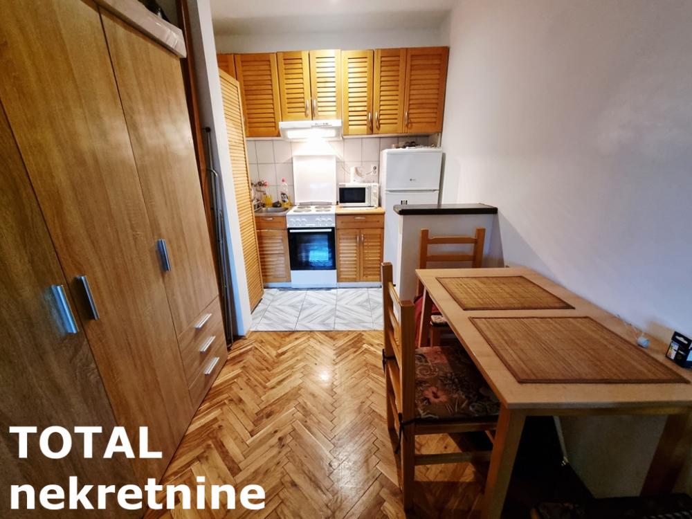 Slika 2 - Stan,NOVI SAD,CENTAR,kv: 23.00, € 67500, ID: 1101785