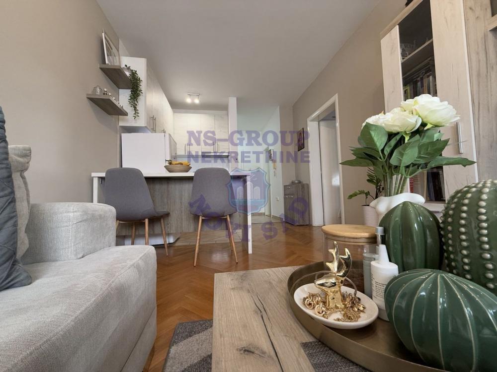 Slika 2 - Prodaja stana, 41m2, Grbavica Novi Sad, sa terasom