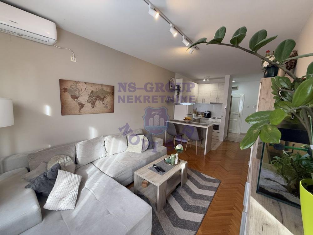 Slika 4 - Prodaja stana, 41m2, Grbavica Novi Sad, sa terasom