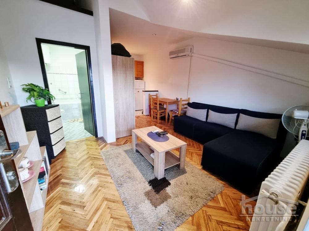 Slika 2 - Stan,NOVI SAD,CENTAR,kv: 23.00, € 67500, ID: 1064937